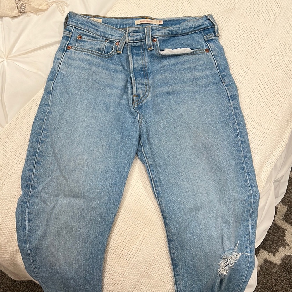 Levi Straight Jean